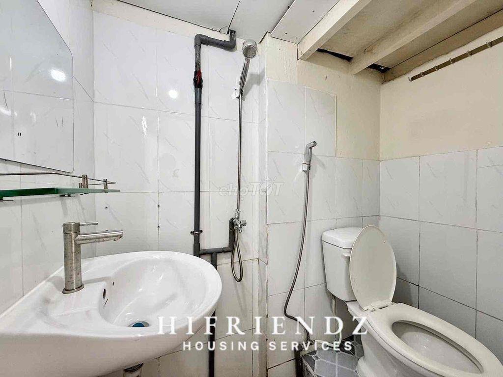 Đối Diện Hãng Bia Tiger • Sẵn Tủ Lạnh Máy Lạnh • Đường xe tải