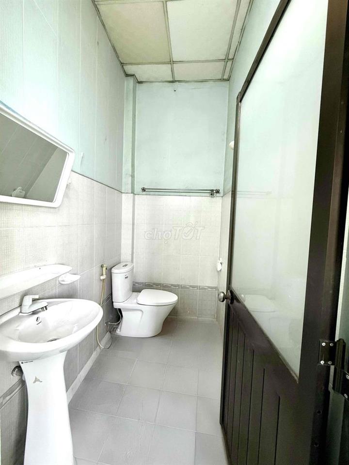 Phòng trọ đối diện công viên Phần Mềm Quang Trung