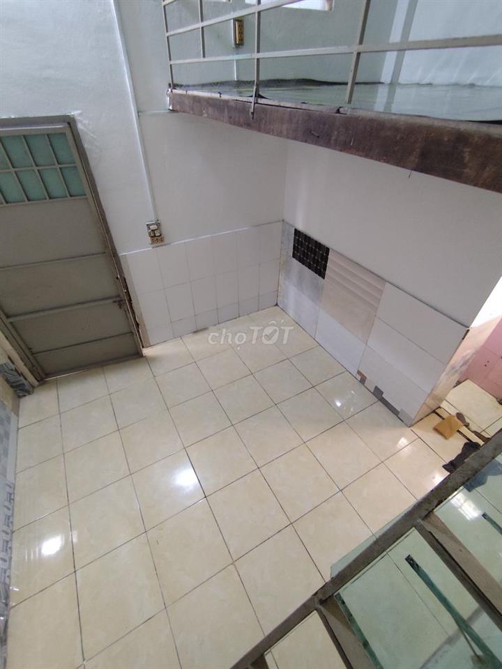 Phòng trọ 20m2 có gác sạch sẽ Trung Mỹ Tây Q12 - Chỉ 1.6tr