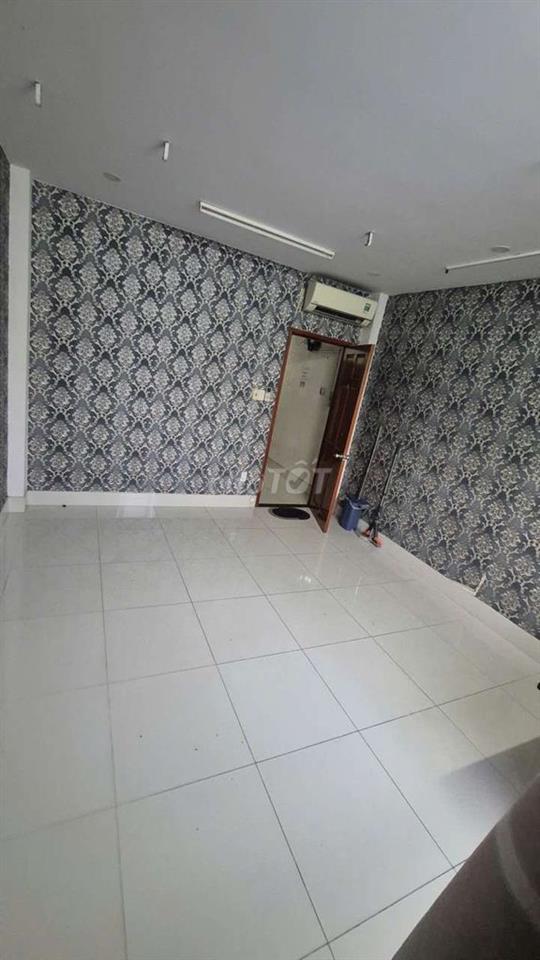 Phòng 20m2,Máy Lạnh,Giường,Cửa Sổ,Giờ Giấc Tự Do, 2tr2/Tháng