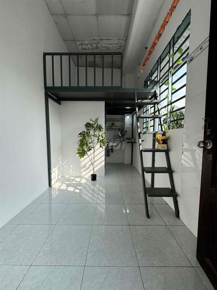 PHÒNG TRỌ GÁC CAO CỬA SỔ TRỜI