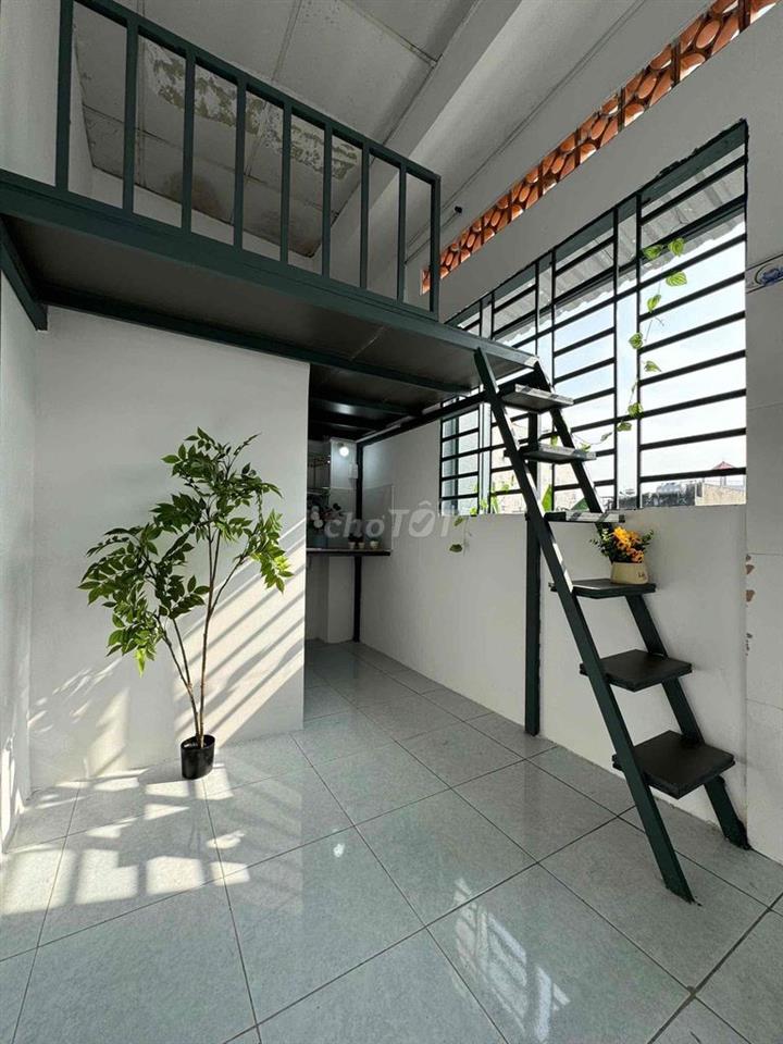 PHÒNG TRỌ GÁC CAO CỬA SỔ TRỜI