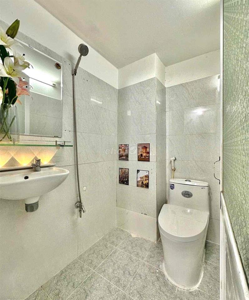 PHÒNG ĐẸP GIÁ XINH LẠI CÓ NỘI THẤT