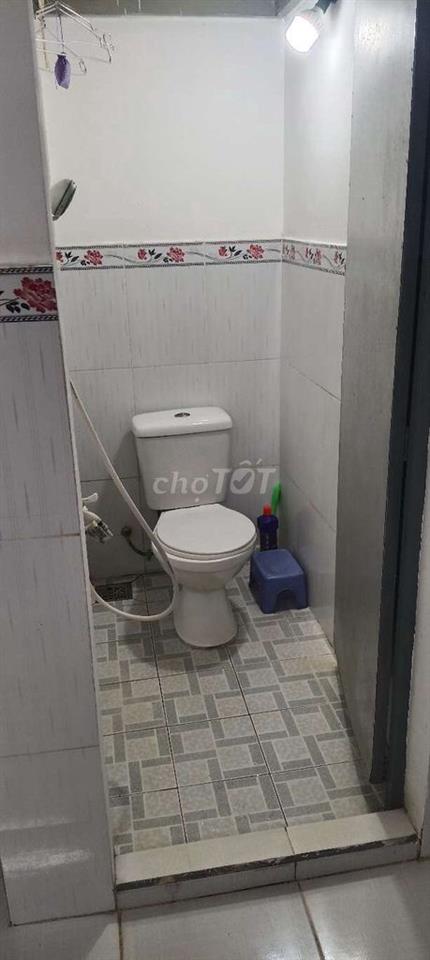 phòng trọ giá rẻ ngay ngã tư ga