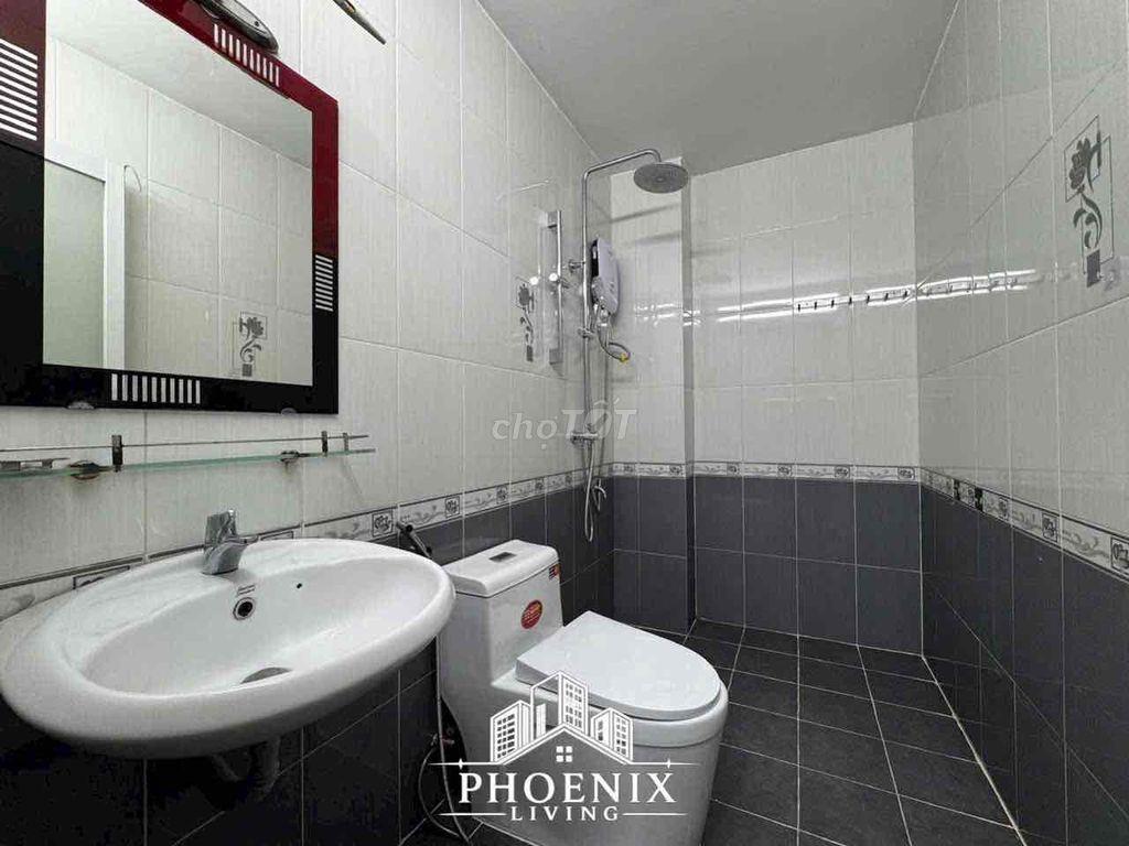 PENTHOUSE 2 PHÒNG NGỦ CAO CẤP NGAY TÔ KÝ