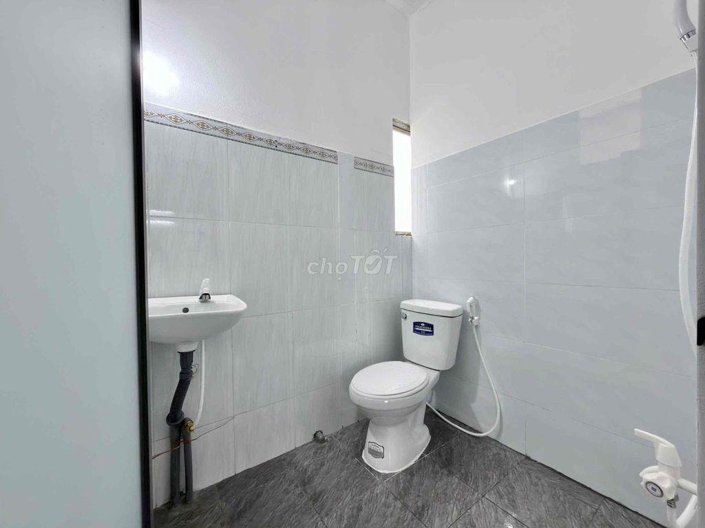 GIẢM NGAY 1TR - CHO THUÊ PHÒNG CỬA SỔ TO GIÁ RẺ TẠI VƯỜN LÀI QUẬN 12