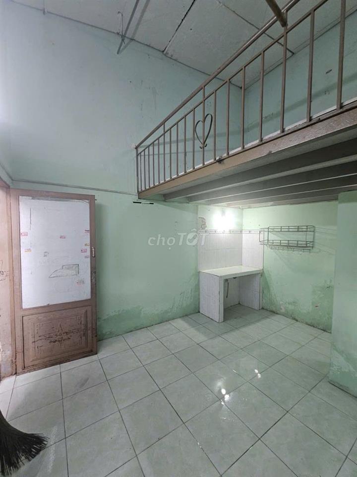 Cho thuê nhà trọ 28m2  giá rẻ - tại Vườn Lài,P. An Phú Đông Quận 12