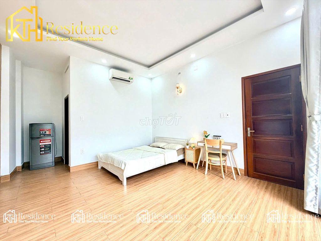 PHÒNG ĐẸP BAN CÔNG CỬA SỔ THOÁNG MÁT FULL NỘI THẤT