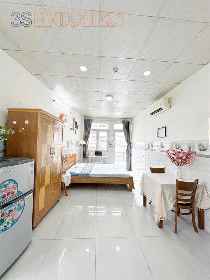 BAN CÔNG RIÊNG – FULL NỘI THẤT | GẦN SÂN BAY