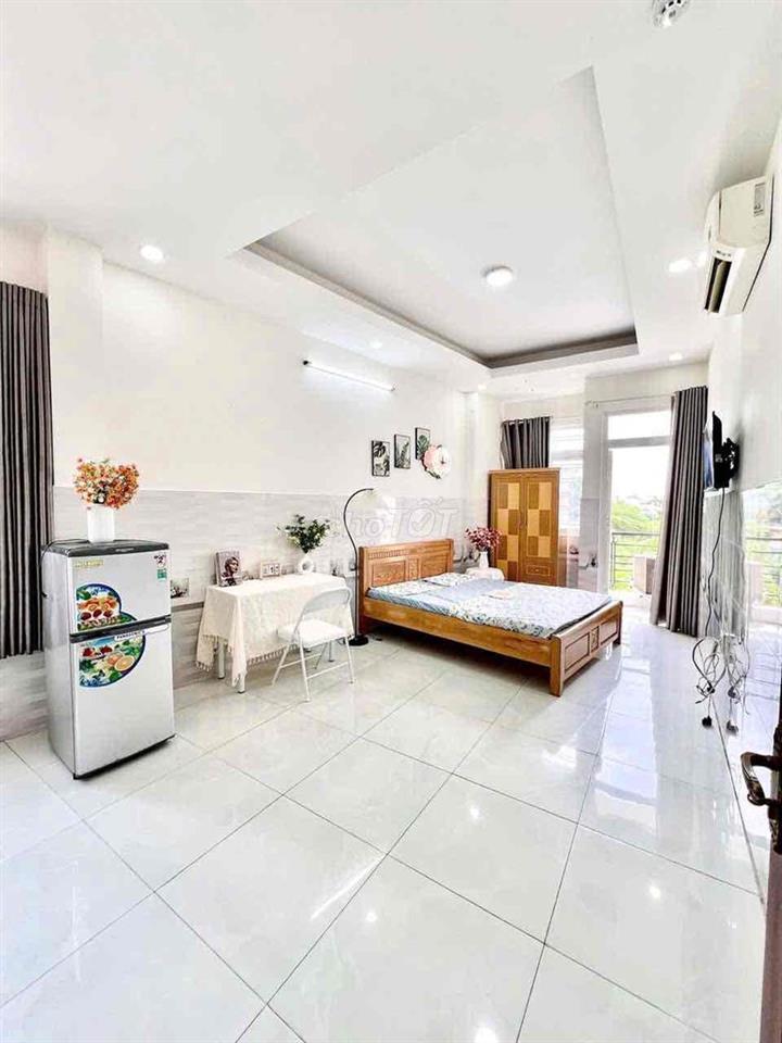 BAN CÔNG RIÊNG – FULL NỘI THẤT | GẦN SÂN BAY