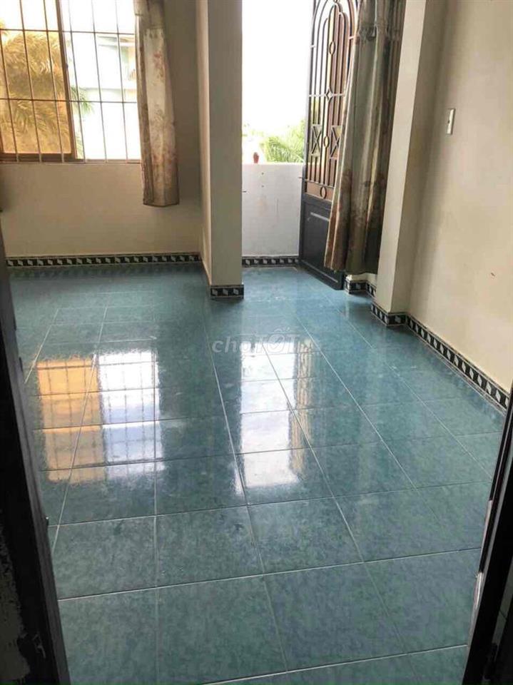 ngay ngã 4 Phan Văn Trị- Nguyễn Thái Sơn