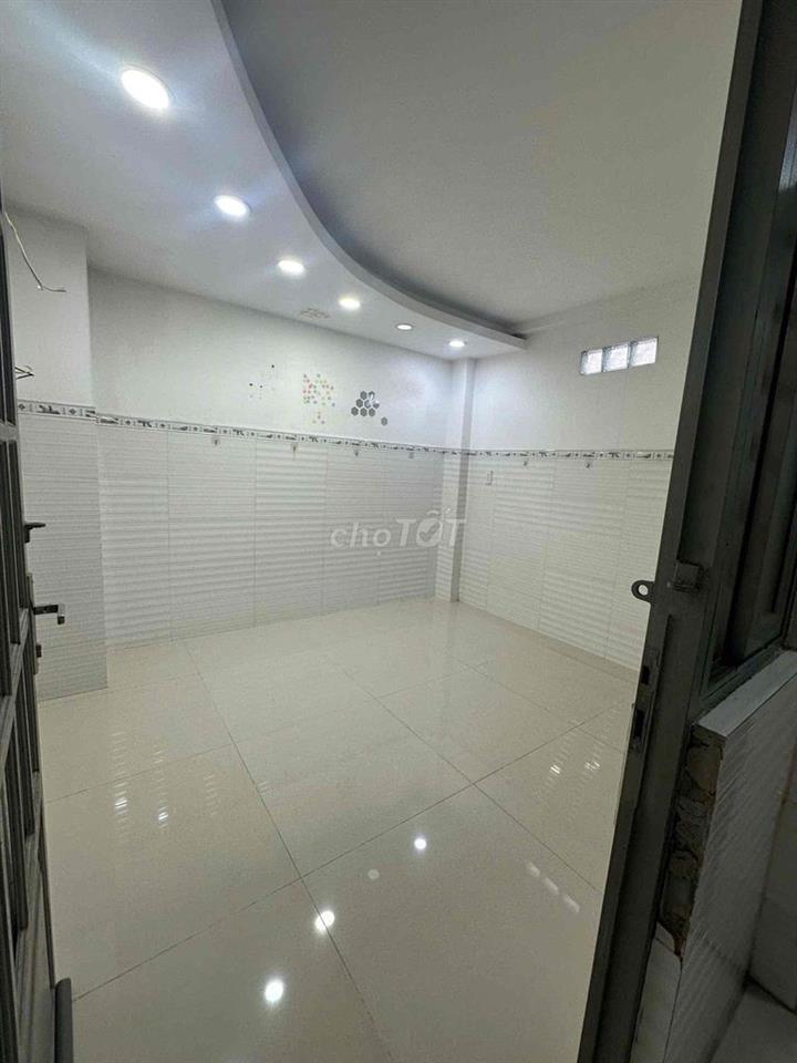 cho thuê phòng trọ ngay chợ phạm đăng giảng
