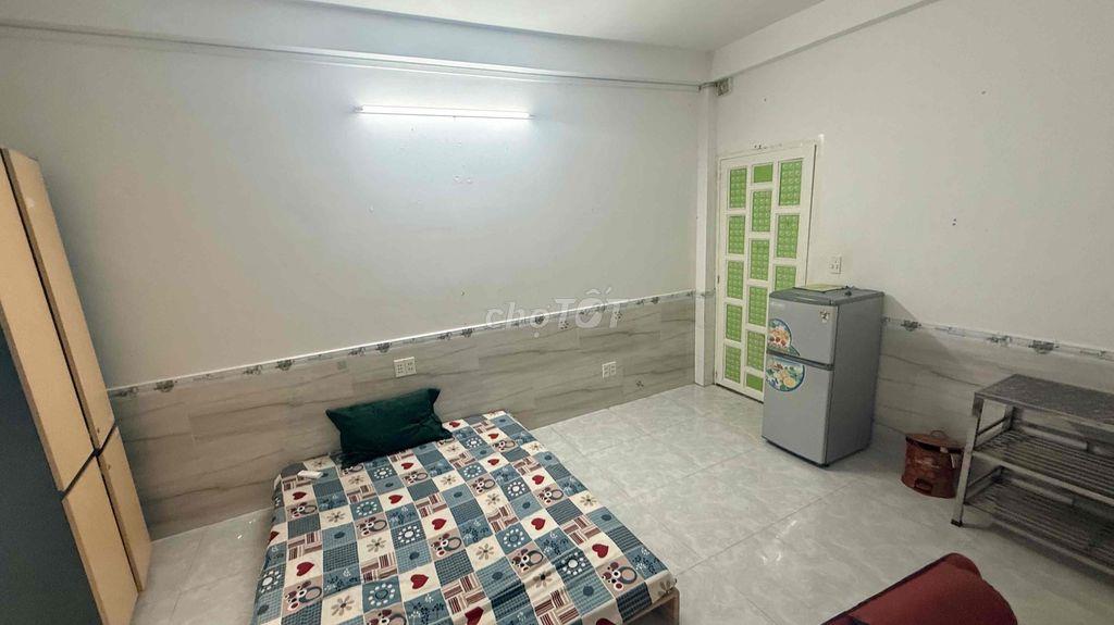 phòng trọ studio lầu 1