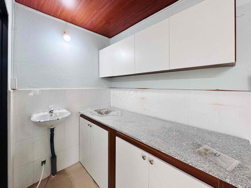 Cuối Nguyễn Oanh - Mới 100% - lì xì ngay 500k chốt phòng