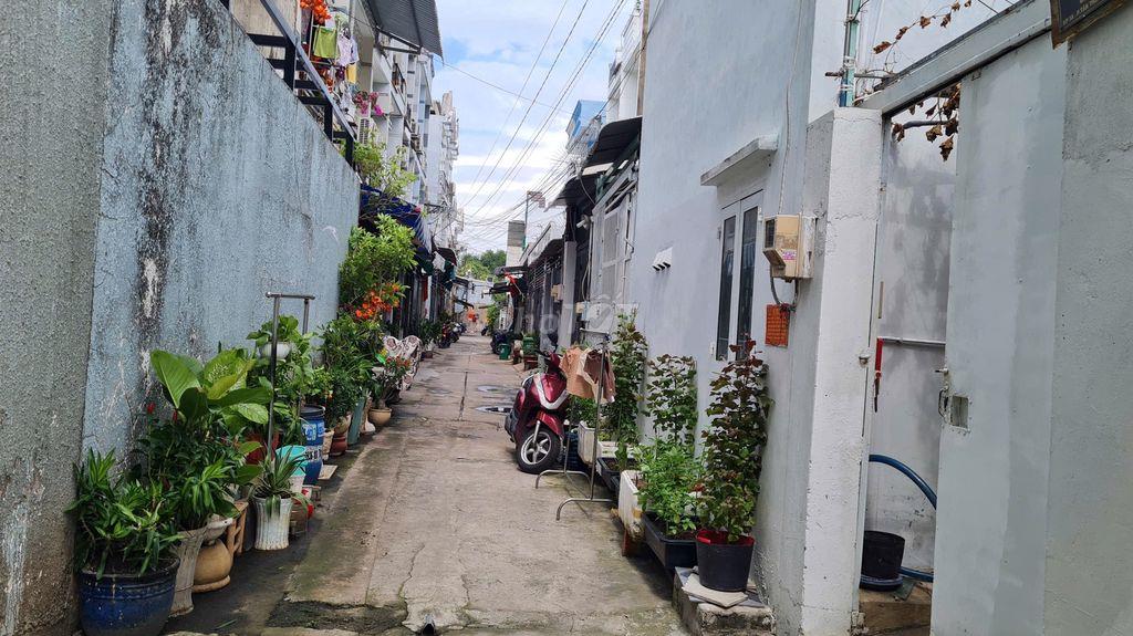 Chính chủ cho thuê phòng 80m2 Quận 12 