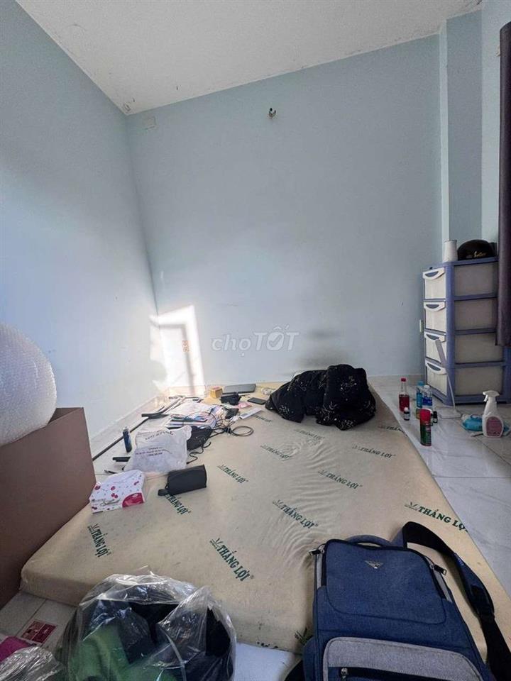 CHO THUÊ PHÒNG ĐẸP FULL NỘI THẤT 43/26/6 TRẦN THỊ NĂM Q12 - RẺ 2,5TR