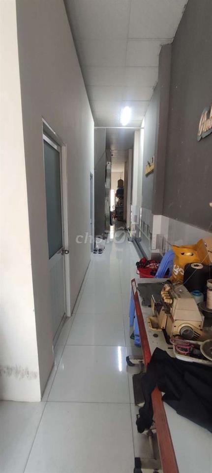 Phòng máy lạnh Q12