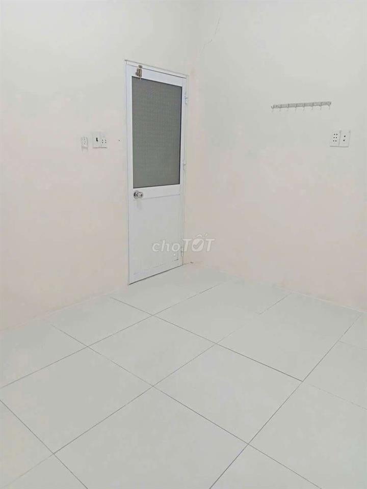 Phòng máy lạnh Q12