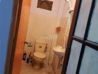cho thuê phòng trọ 12m2, Đ QL1A, gần Đh Nguyễn Tất Thành