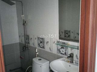 Cho thuê phòng ban công, máy lạnh, mặt tiền Hà Huy Giáp giá 2,7 triệu 