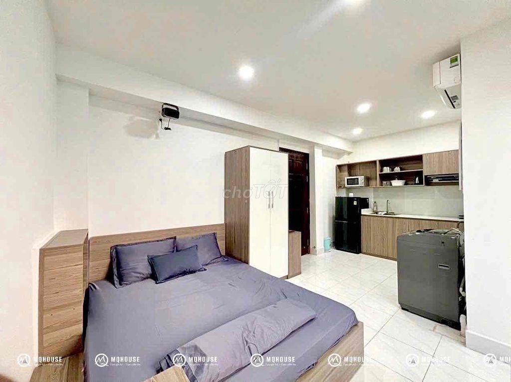 Phòng đẹp, bancol rộng, nội thất mới, thoáng mát