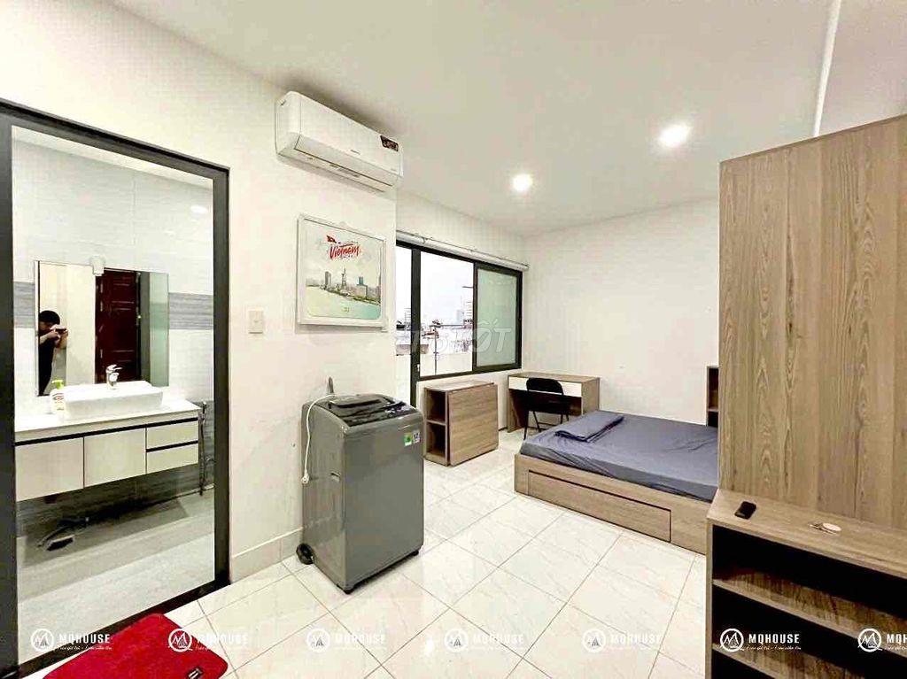 Phòng đẹp, bancol rộng, nội thất mới, thoáng mát