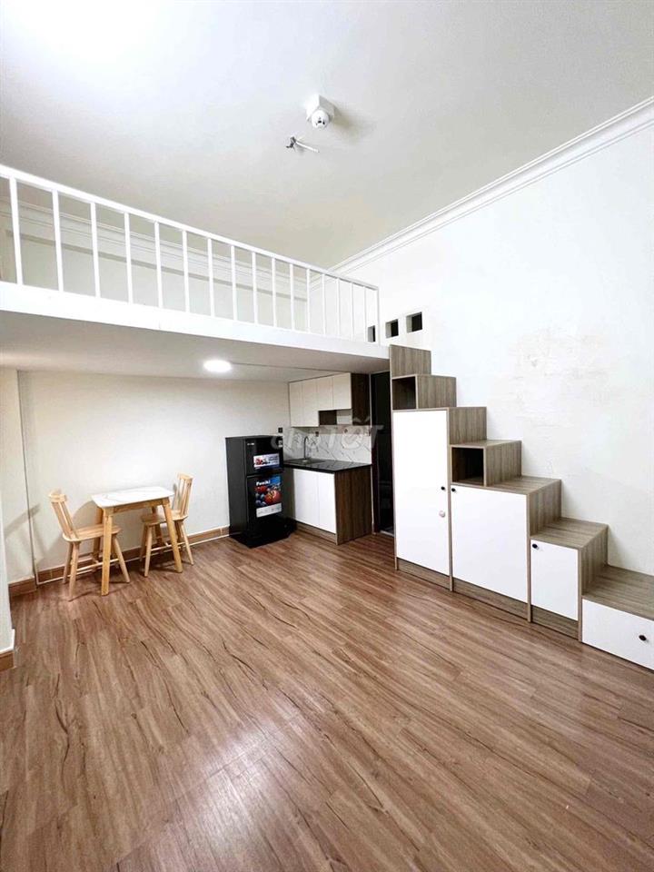 Duplex rộng, gác cao, đầy đủ tiện nghi