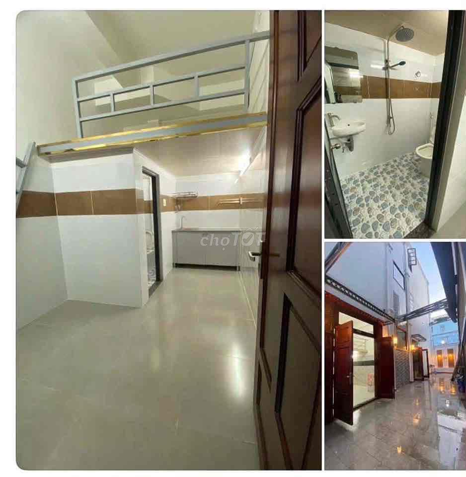 phòng mới xây, nội thất cơ bản, cửa sổ thoáng mát