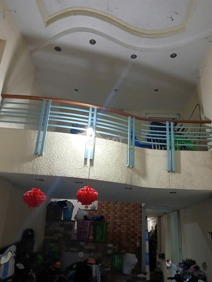 Cho thuê phòng trọ trên gác lửng căn hộ KDC An Sương Quận 12