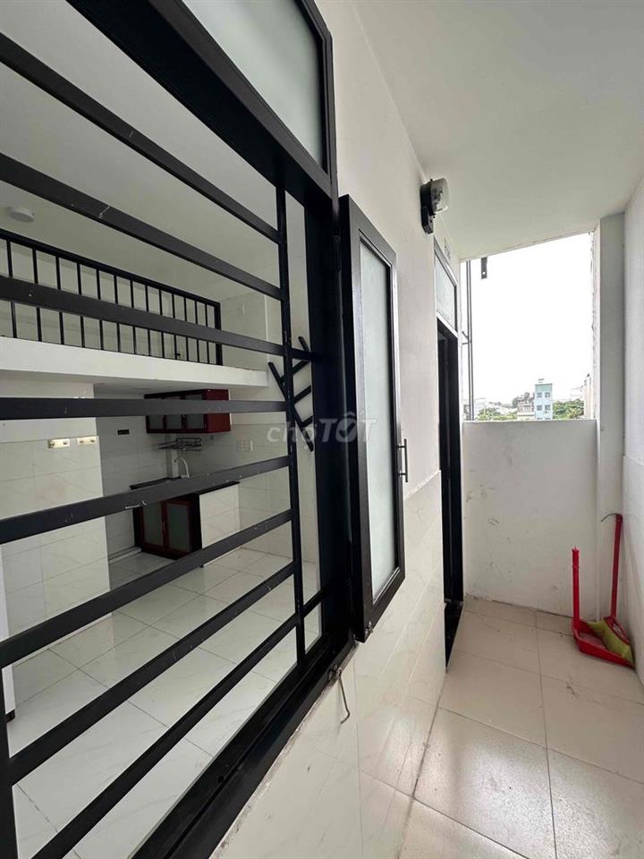 PHÒNG TRỌ VƯỜN LÀI ,NGAY ĐẠI HỌC NGUYỄN TẤT THÀNH