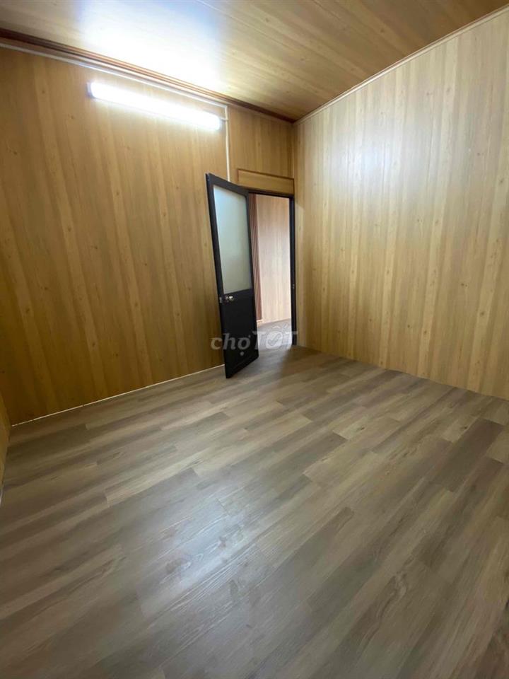 Phòng trọ giá rẻ ốp full gỗ