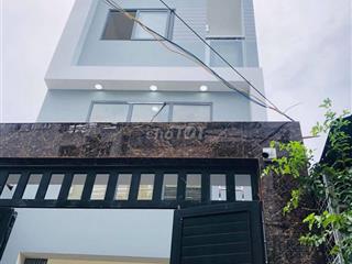 Phòng trọ quận 12 (cũ) ngay sát Phần Mềm Quang Trung