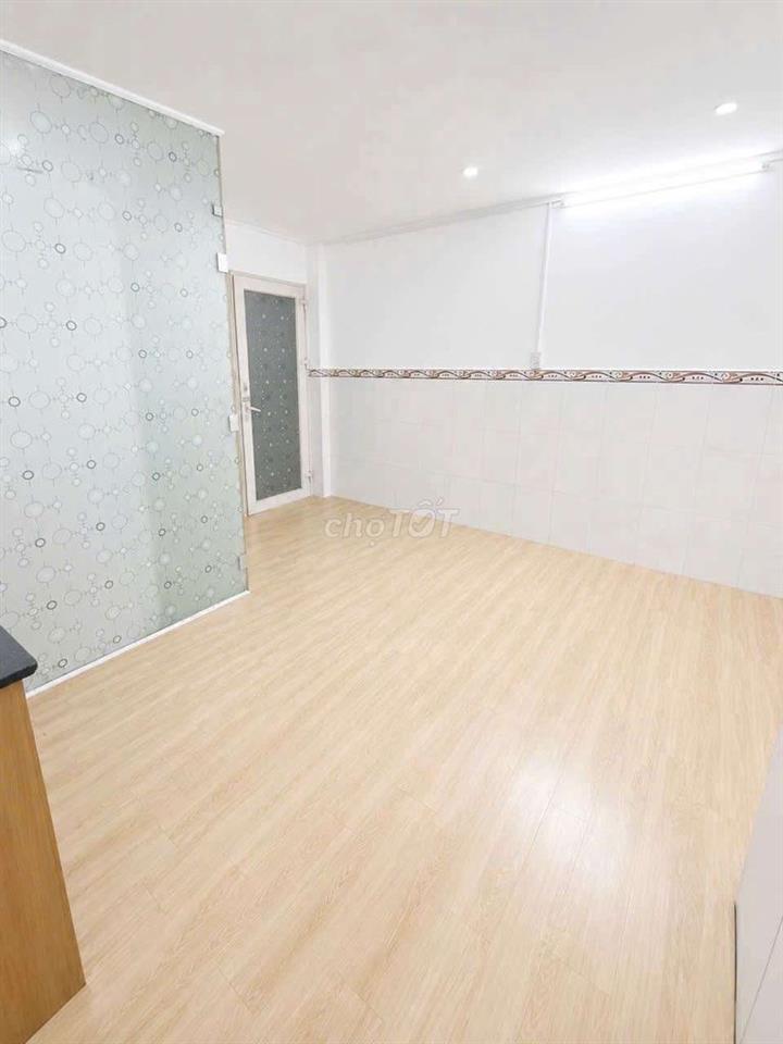 cho thuê phòng trọ đẹp co thang máy