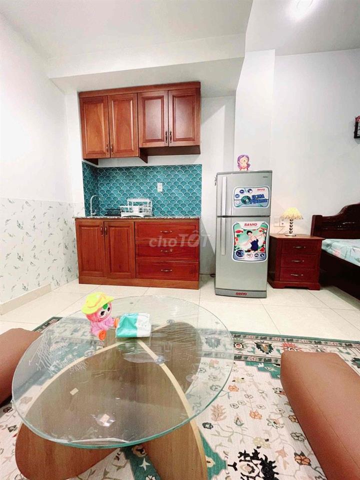 Trống Studio Sát Bên Sân Bay T3 300m full nội thất Ở Hoàng Hoa Thám