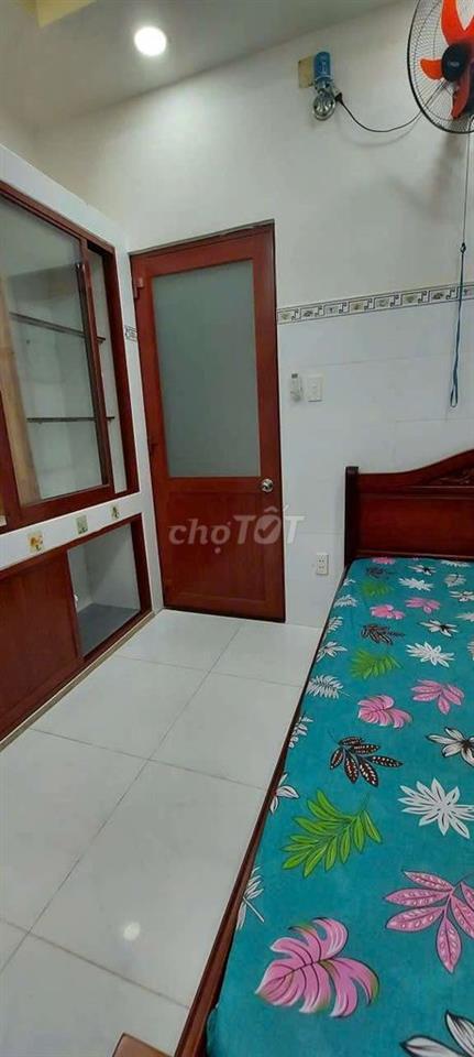 CHO THUÊ PHÒNG ĐƯỜNG NGUYỄN VĂN QUÁ GẦN TRƯỜNG GẦN CHỢ GẦN CÔNG VIÊN 