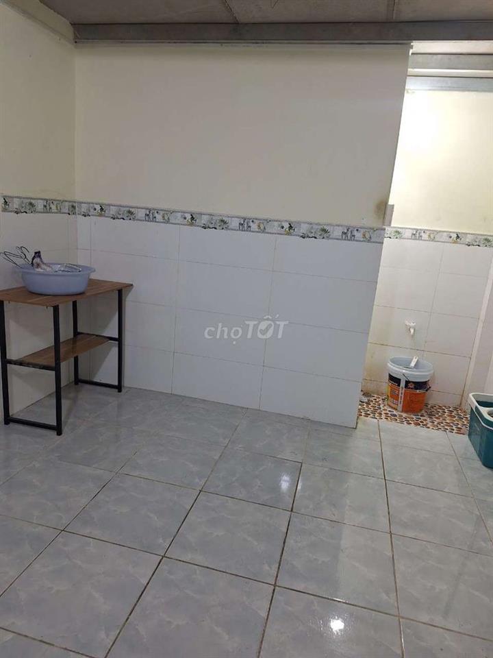 chính chủ cho thuê phòng trọ 2tr 20m2 có gác