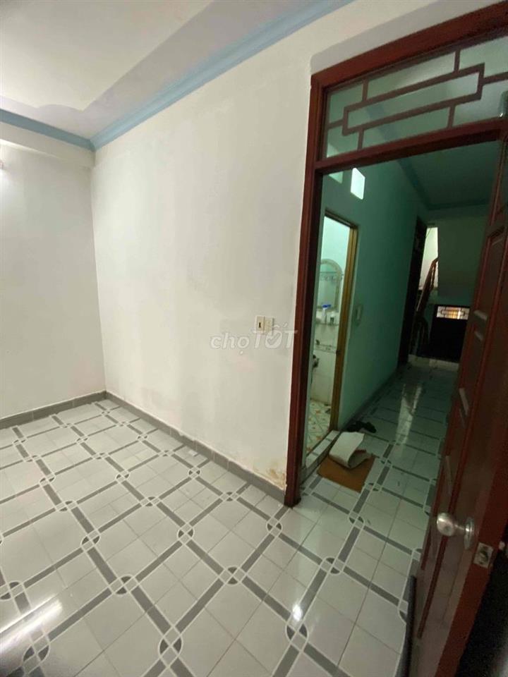 Trọ giá rẻ Quận 12 gần tô Ký ,Đh GTVT ,Cai đẳng FPT,…