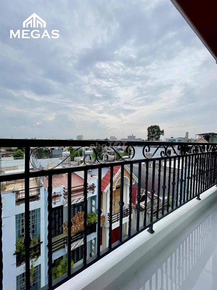 Cho Thuê CHDV Duplex gần Đại Học Huflit