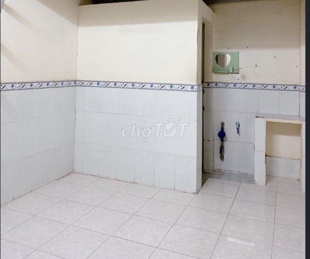 Cho sinh viên nữ thuê phòng hẻm 43/46//vườn lài,Quận 12