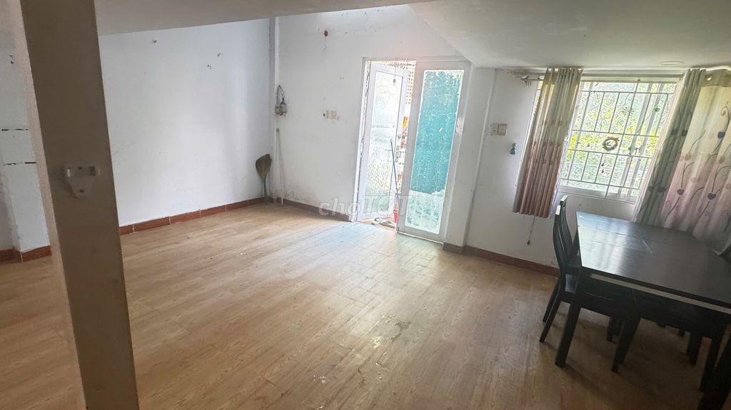 Cần bán căn hộ 1 phòng ngủ gác lửng