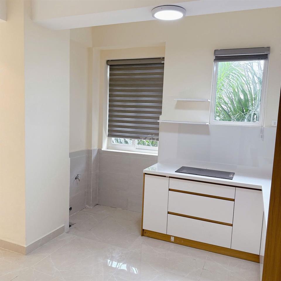 Bán chung cư Cách Mạng Tháng Tám, GIÁ 2,4 Tỷ Quận 10