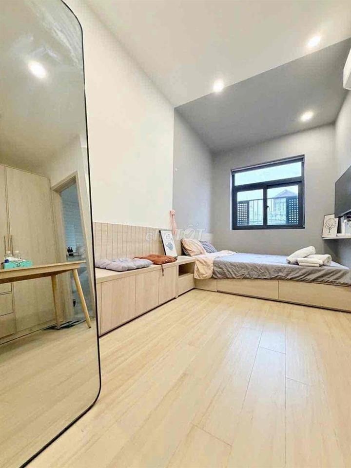 CHO THUÊ CĂN HỘ FULL NỘI THẤT Q3 GẦN UEH, NHÀ THỜ ĐỨC BÀ,