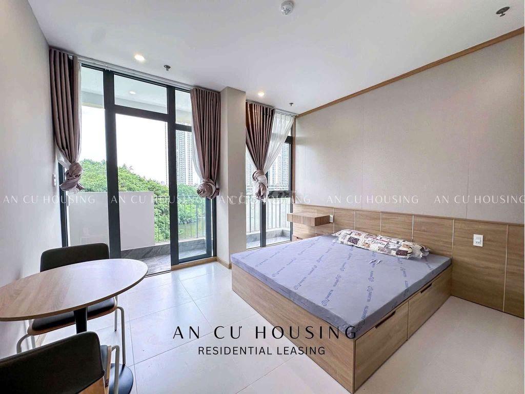 CĂN HỘ CHO THUÊ TRƯỜNG SA QUẬN 3 BAN CÔNG, TÁCH BẾP-GẦN CẦU LÊ VĂN SỸ