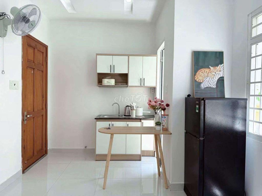 CHO THUÊ CĂN HỘ BAN CÔNG LÊ VĂN SỸ QUÂN 3 GẦN UEH, ĐẠI HỌC SÀI GÒN