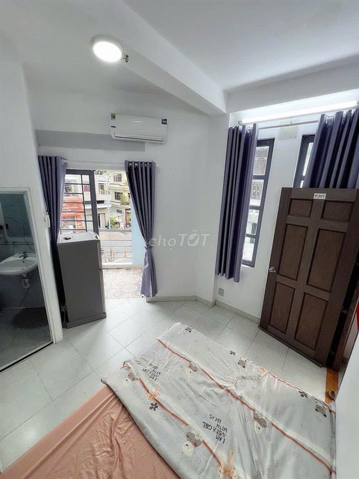 STUDIO BAN CÔNG – TÁCH BẾP ĐƯỜNG 3/2, QUẬN 11