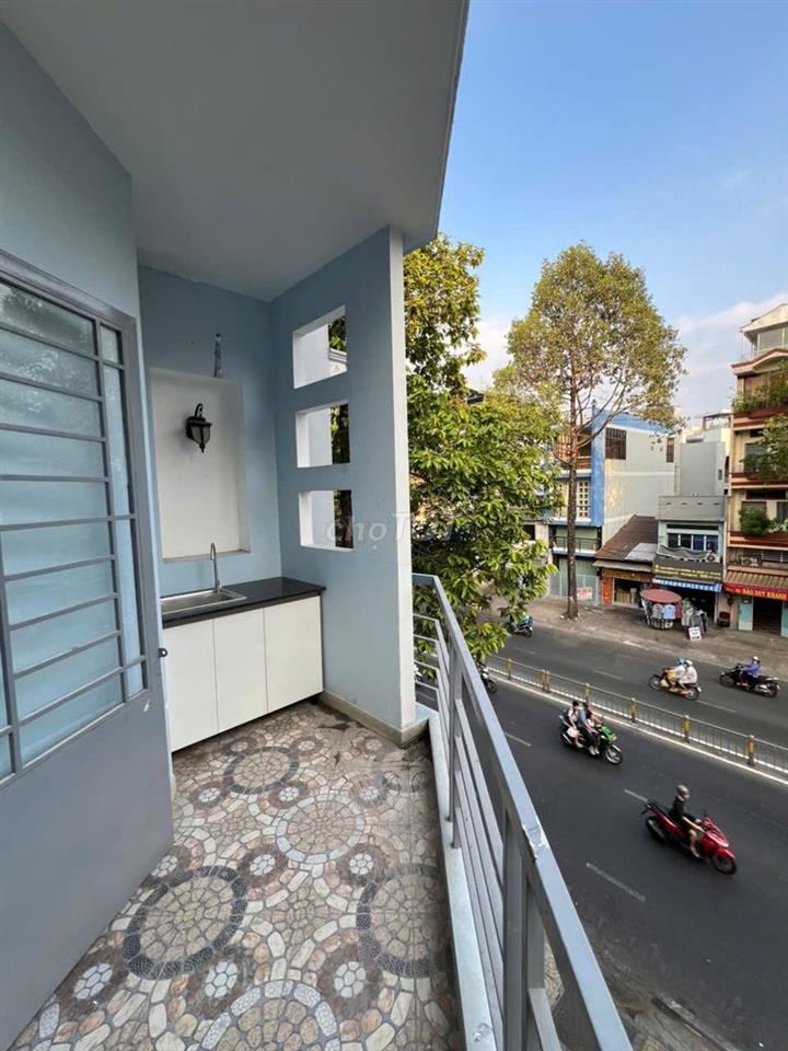 STUDIO BAN CÔNG – TÁCH BẾP ĐƯỜNG 3/2, QUẬN 11