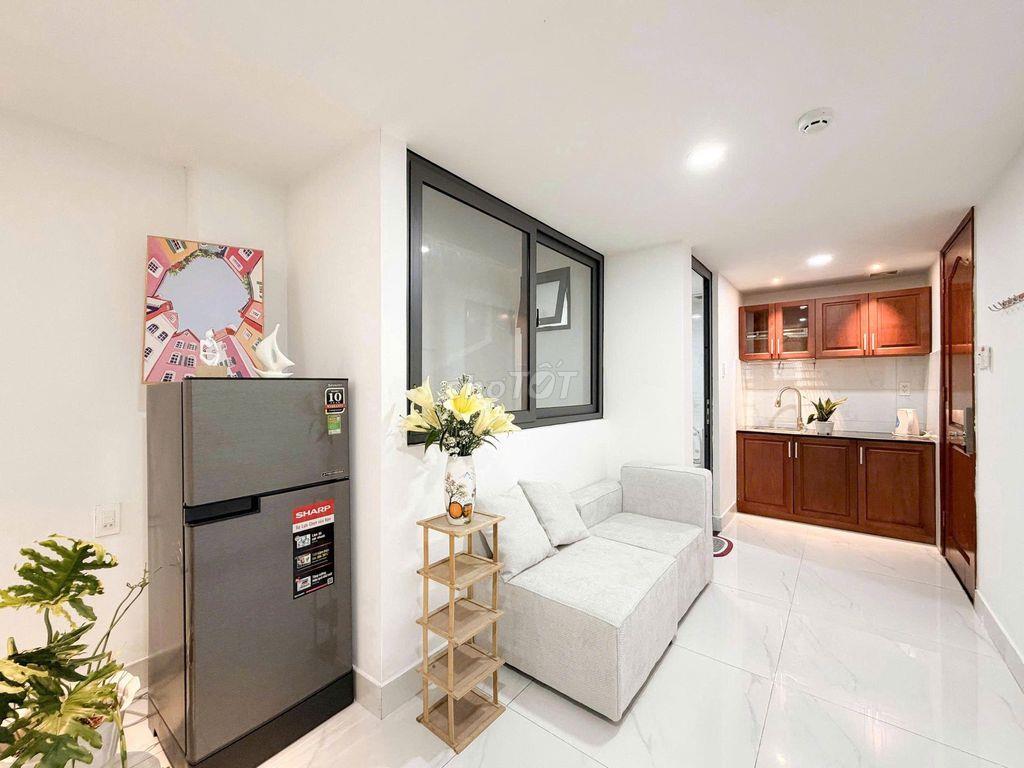 STUDIO KẾ SÂN BAY – FULL NỘI THẤT –RỘNG RÃI – TÂN BÌNH