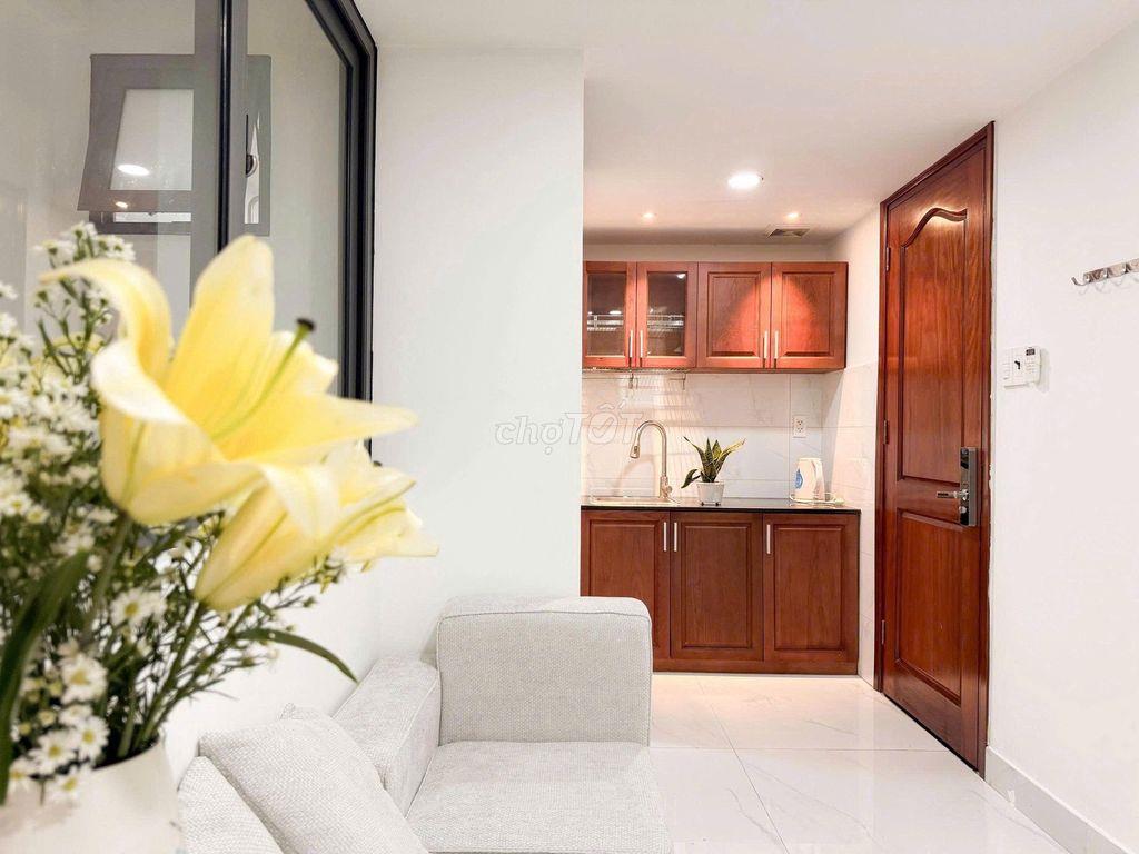 STUDIO KẾ SÂN BAY – FULL NỘI THẤT –RỘNG RÃI – TÂN BÌNH