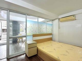 Chính Chủ Cho Thuê Căn Hộ 1PN Tách Bếp Full Nội Thất Có Ban Công Lớn