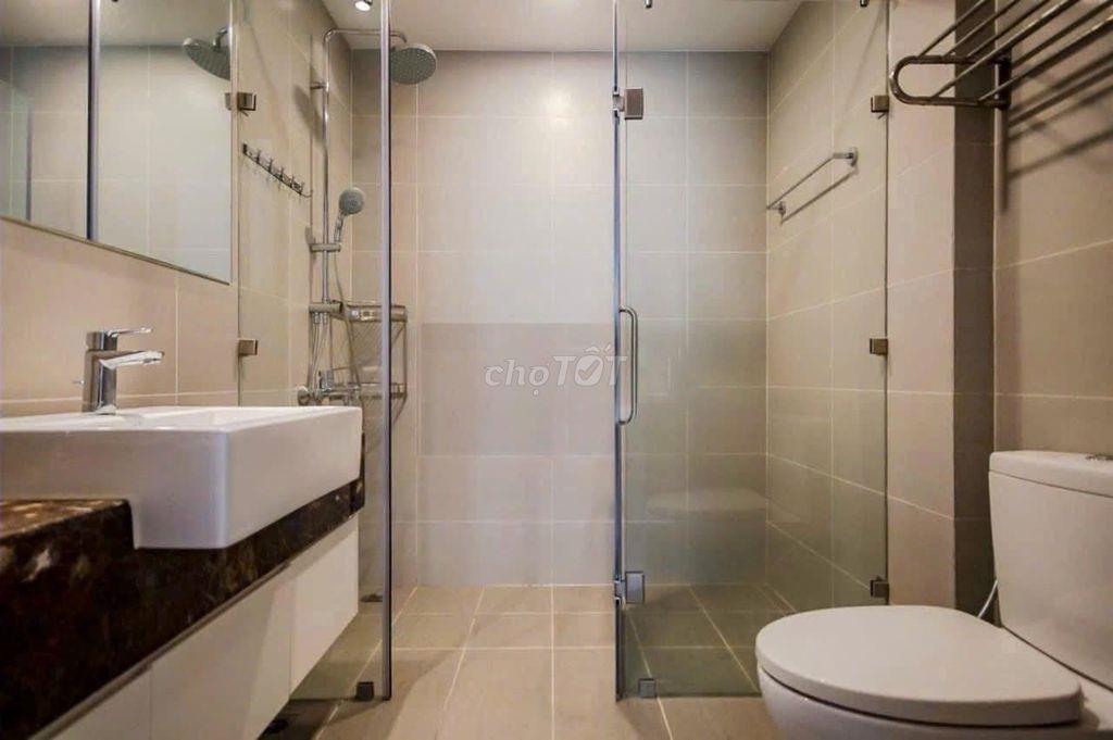 C/c 590 Cách Mạng Tháng 8, Quận 3 - 3PN/2WC/ 95m2 / giá 11 triệu/tháng